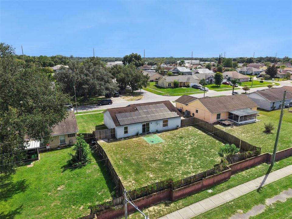 For Sale: $343,000 (3 beds, 2 baths, 1165 Square Feet)