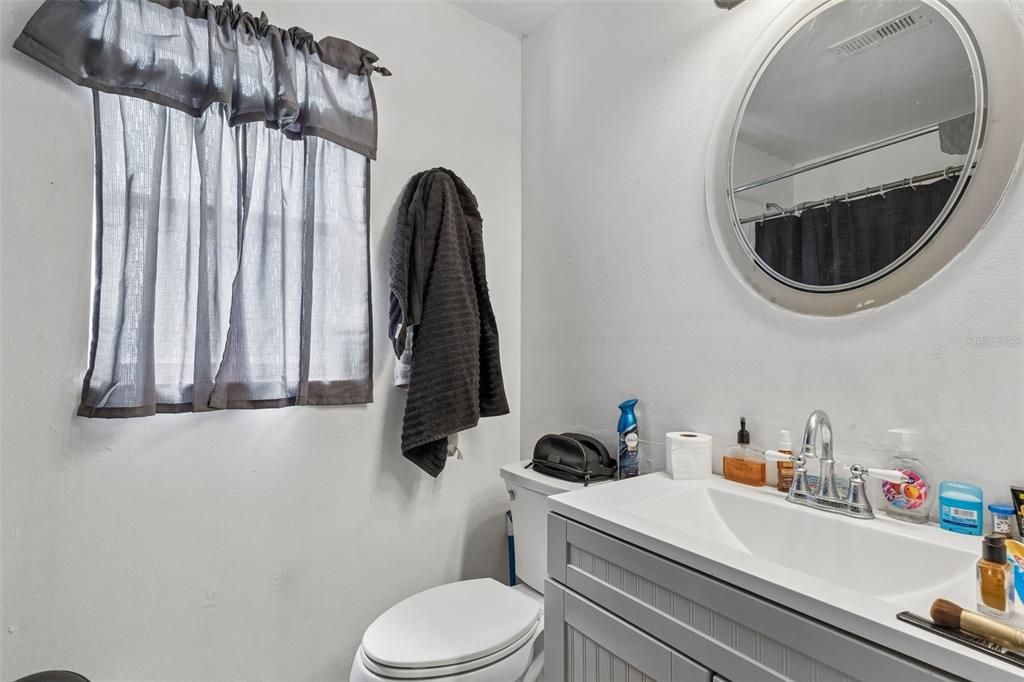For Sale: $343,000 (3 beds, 2 baths, 1165 Square Feet)