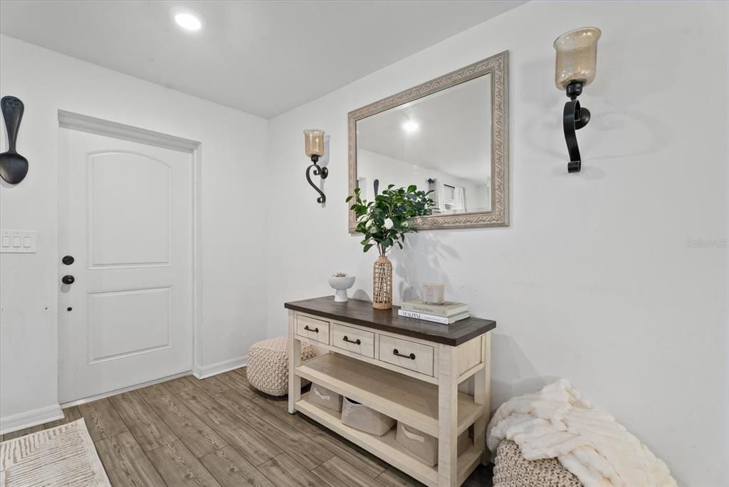 En Venta: $324,900 (3 camas, 2 baños, 1689 Pies cuadrados)