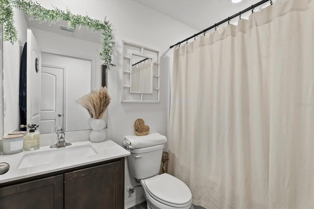 En Venta: $324,900 (3 camas, 2 baños, 1689 Pies cuadrados)