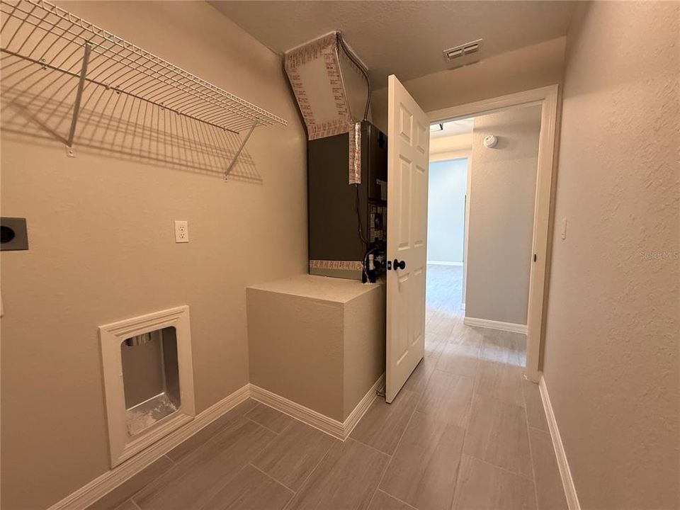 For Sale: $239,900 (3 beds, 2 baths, 1380 Square Feet)