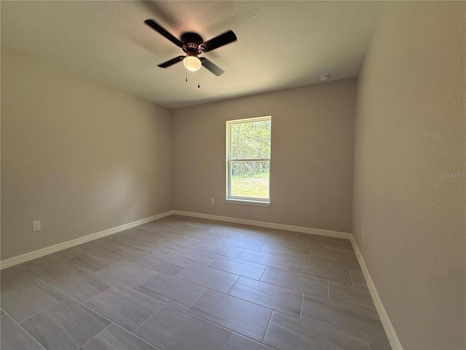 For Sale: $239,900 (3 beds, 2 baths, 1380 Square Feet)