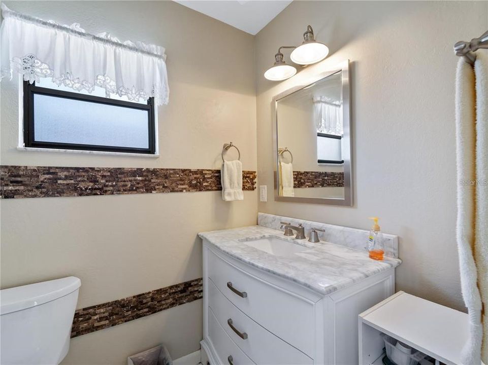 For Sale: $239,000 (2 beds, 2 baths, 1222 Square Feet)