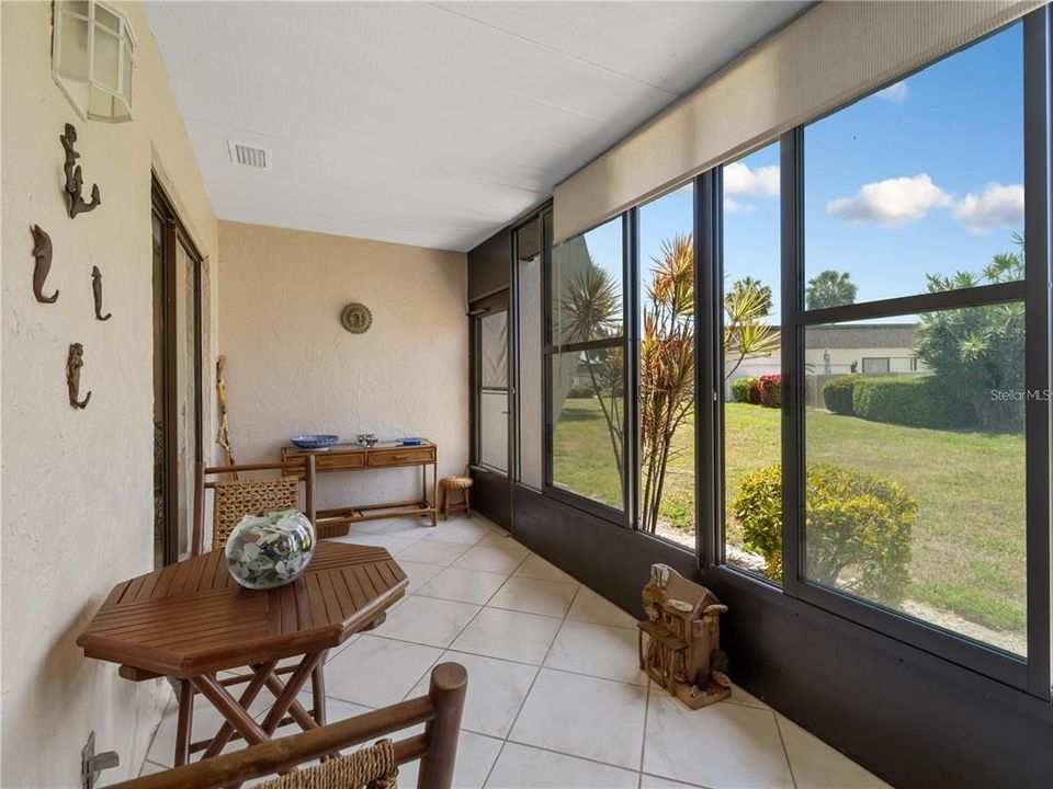 For Sale: $239,000 (2 beds, 2 baths, 1222 Square Feet)