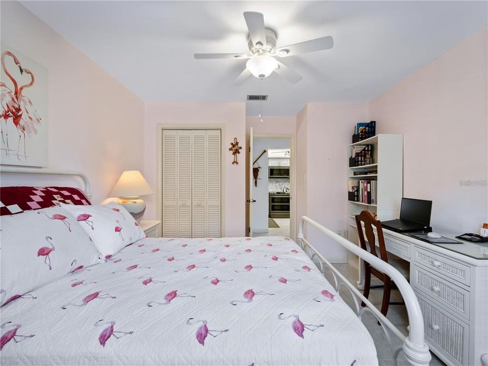 For Sale: $239,000 (2 beds, 2 baths, 1222 Square Feet)