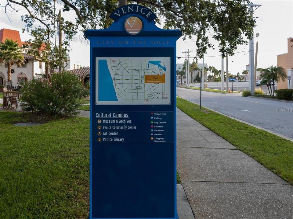 For Sale: $239,000 (2 beds, 2 baths, 1222 Square Feet)