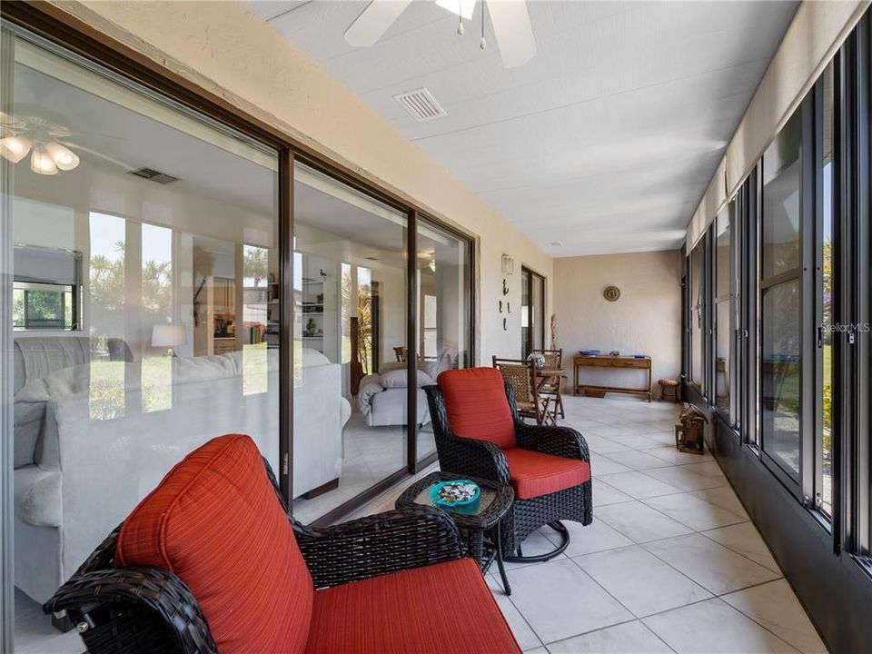 For Sale: $239,000 (2 beds, 2 baths, 1222 Square Feet)
