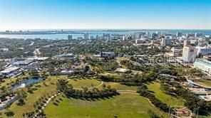 For Rent: $1,990 (2 beds, 2 baths, 885 Square Feet)