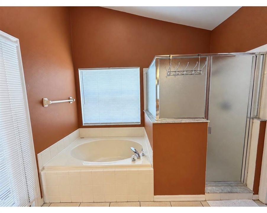 For Sale: $454,000 (4 beds, 3 baths, 1760 Square Feet)