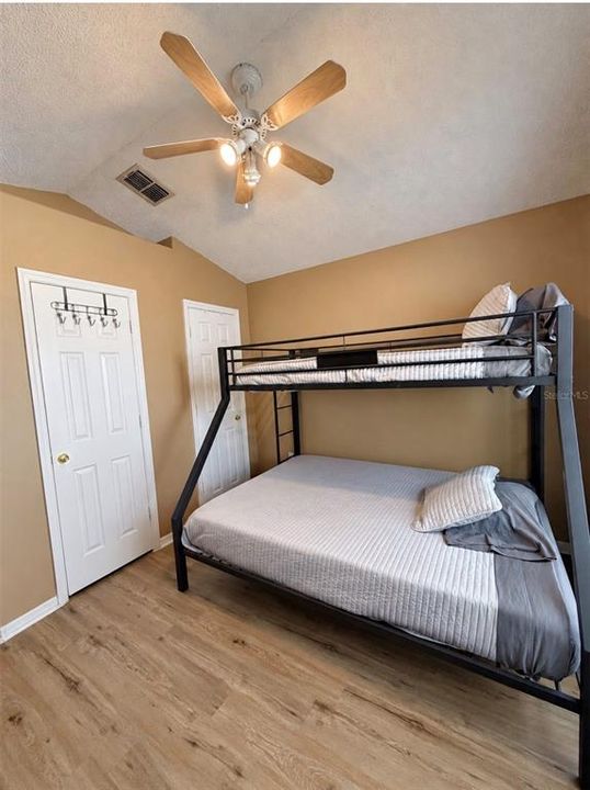 For Sale: $454,000 (4 beds, 3 baths, 1760 Square Feet)