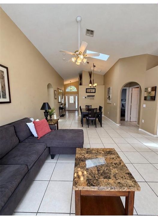 For Sale: $454,000 (4 beds, 3 baths, 1760 Square Feet)