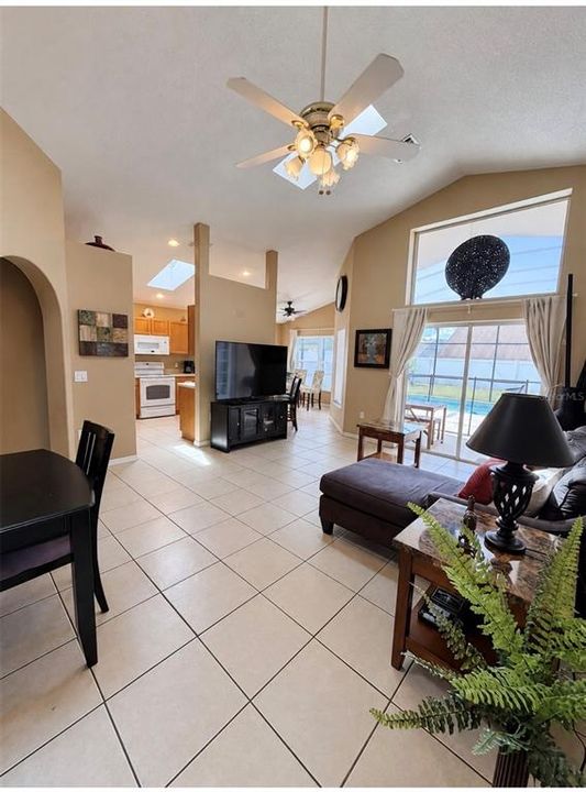 For Sale: $454,000 (4 beds, 3 baths, 1760 Square Feet)