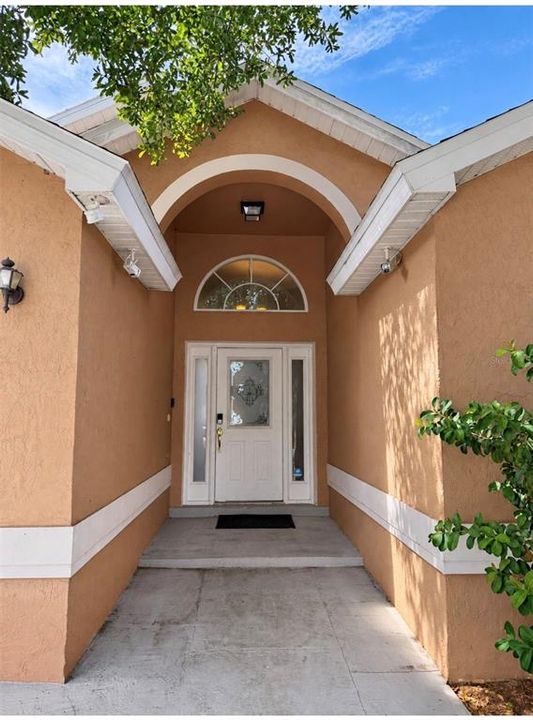 For Sale: $454,000 (4 beds, 3 baths, 1760 Square Feet)