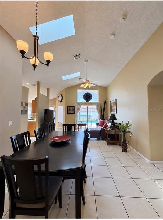For Sale: $454,000 (4 beds, 3 baths, 1760 Square Feet)