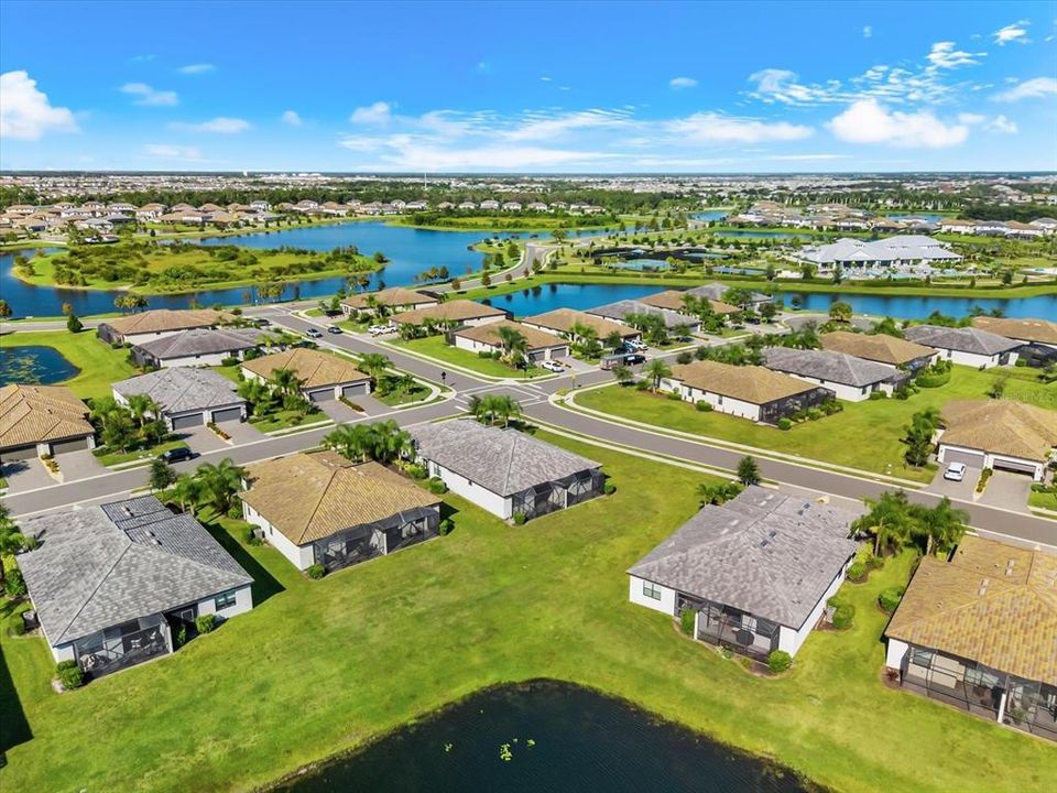 For Sale: $365,000 (2 beds, 2 baths, 1557 Square Feet)