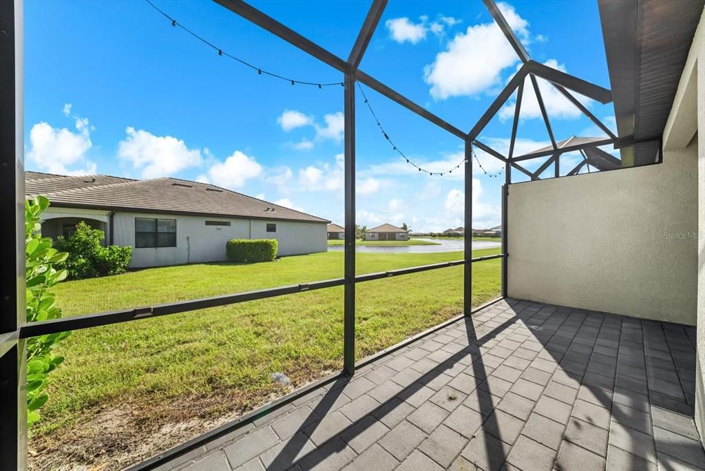 For Sale: $365,000 (2 beds, 2 baths, 1557 Square Feet)