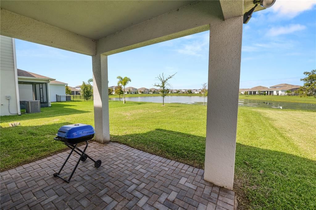 For Sale: $350,000 (3 beds, 2 baths, 1815 Square Feet)