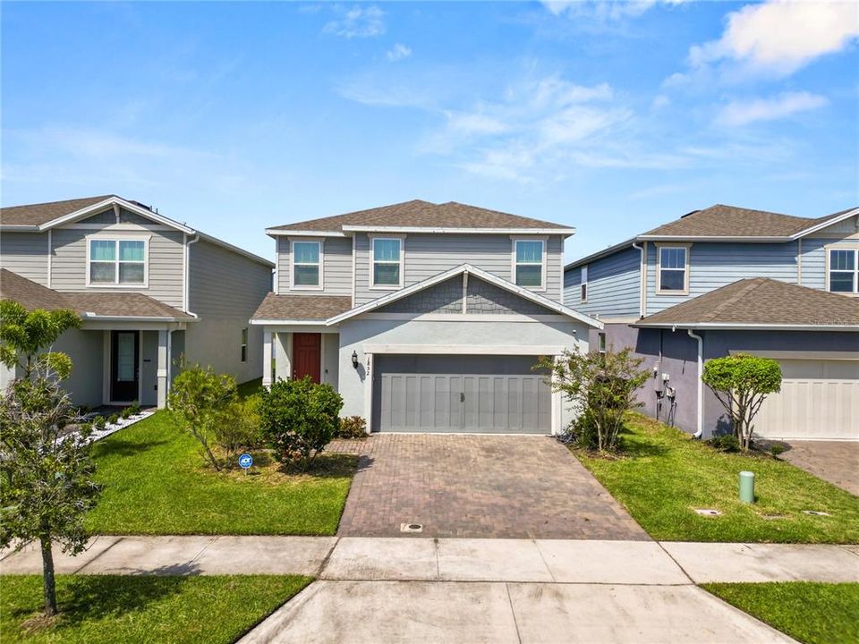 For Sale: $350,000 (3 beds, 2 baths, 1815 Square Feet)