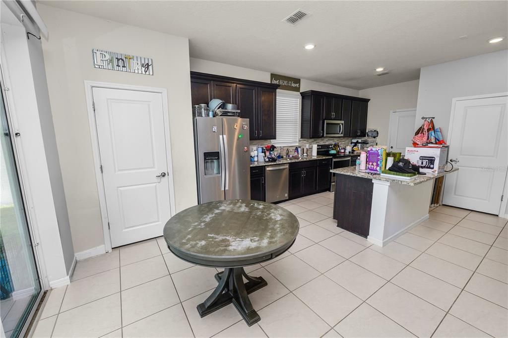 For Sale: $350,000 (3 beds, 2 baths, 1815 Square Feet)