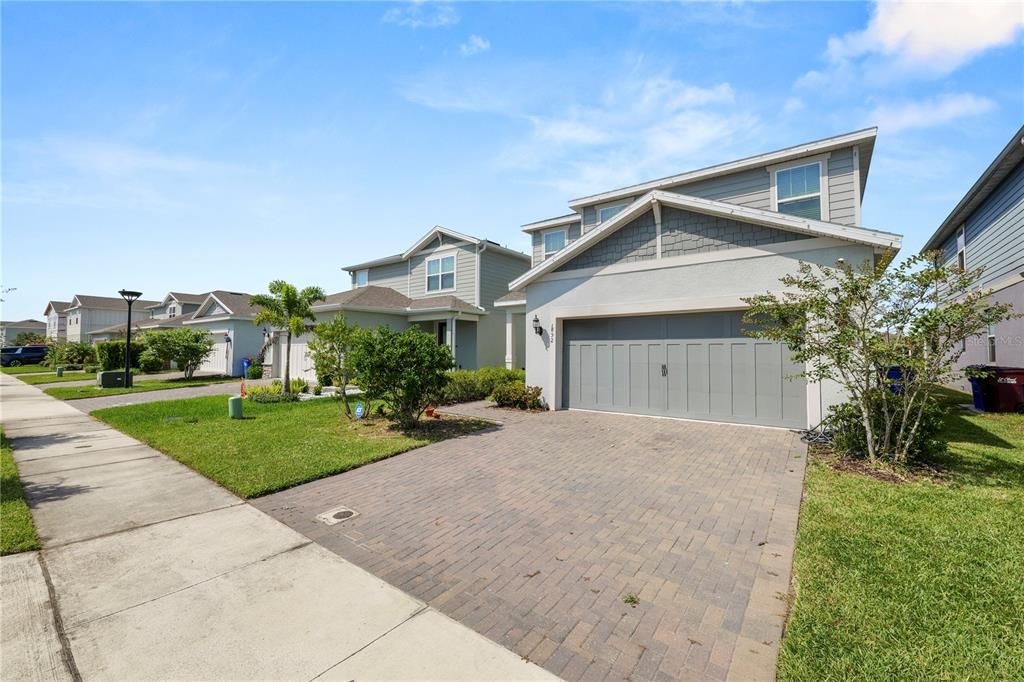 For Sale: $350,000 (3 beds, 2 baths, 1815 Square Feet)