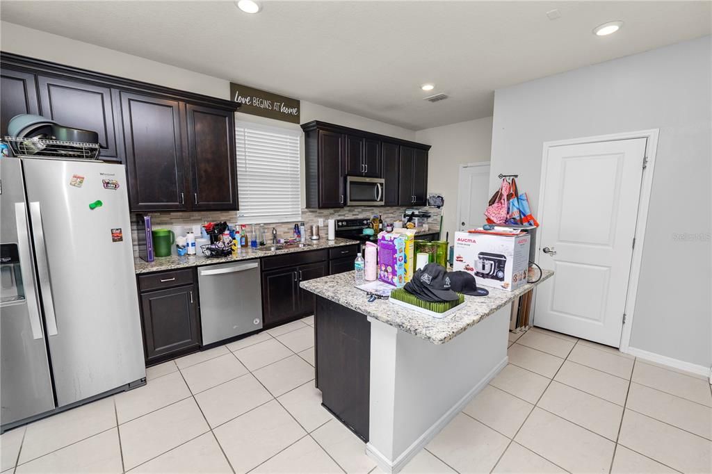 For Sale: $350,000 (3 beds, 2 baths, 1815 Square Feet)