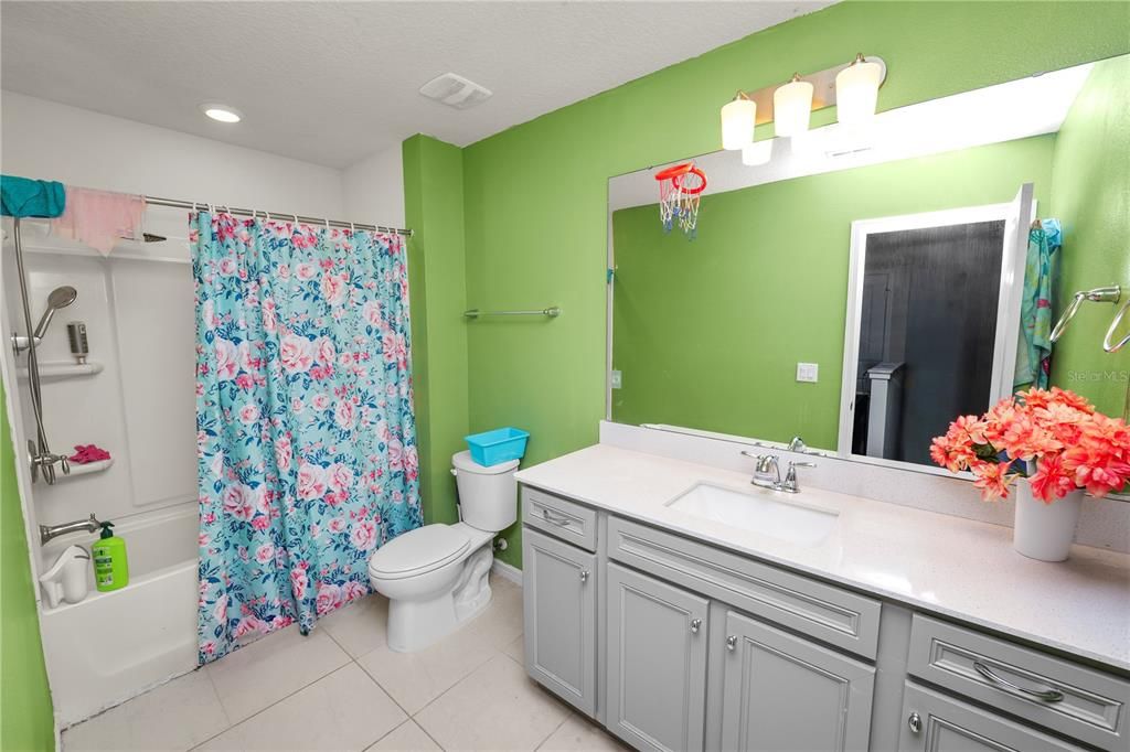 For Sale: $350,000 (3 beds, 2 baths, 1815 Square Feet)