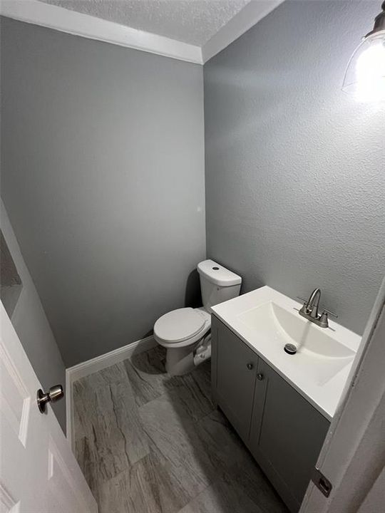 For Rent: $2,100 (3 beds, 1 baths, 1172 Square Feet)