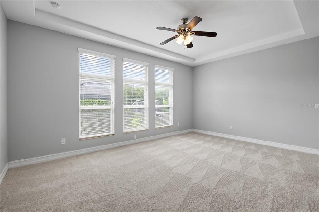 For Sale: $689,000 (4 beds, 3 baths, 3484 Square Feet)