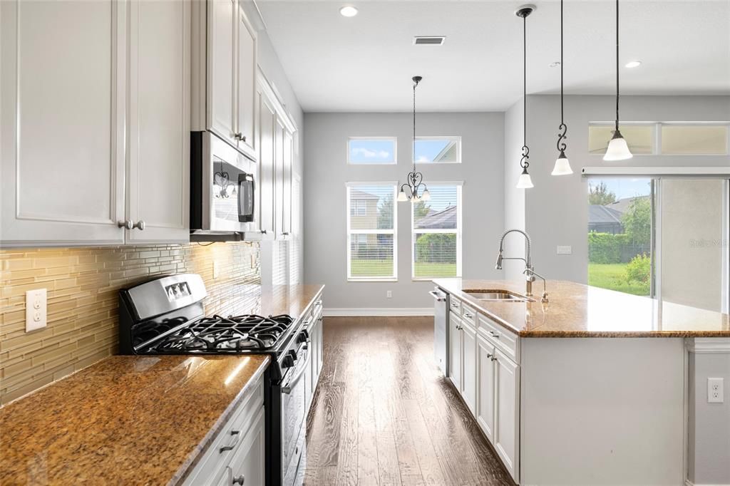 For Sale: $689,000 (4 beds, 3 baths, 3484 Square Feet)