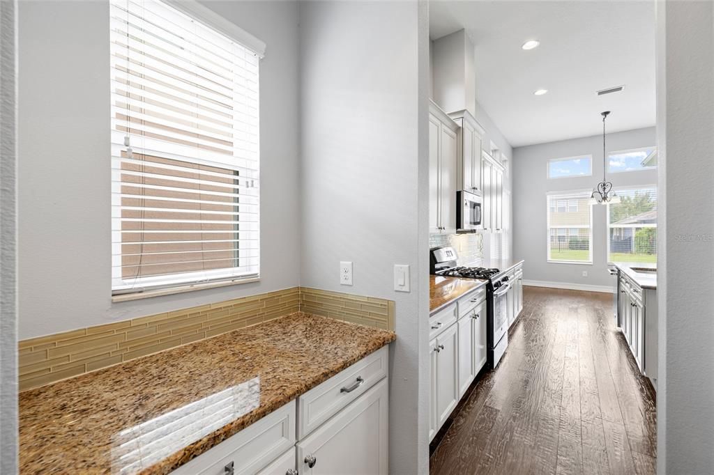 For Sale: $689,000 (4 beds, 3 baths, 3484 Square Feet)