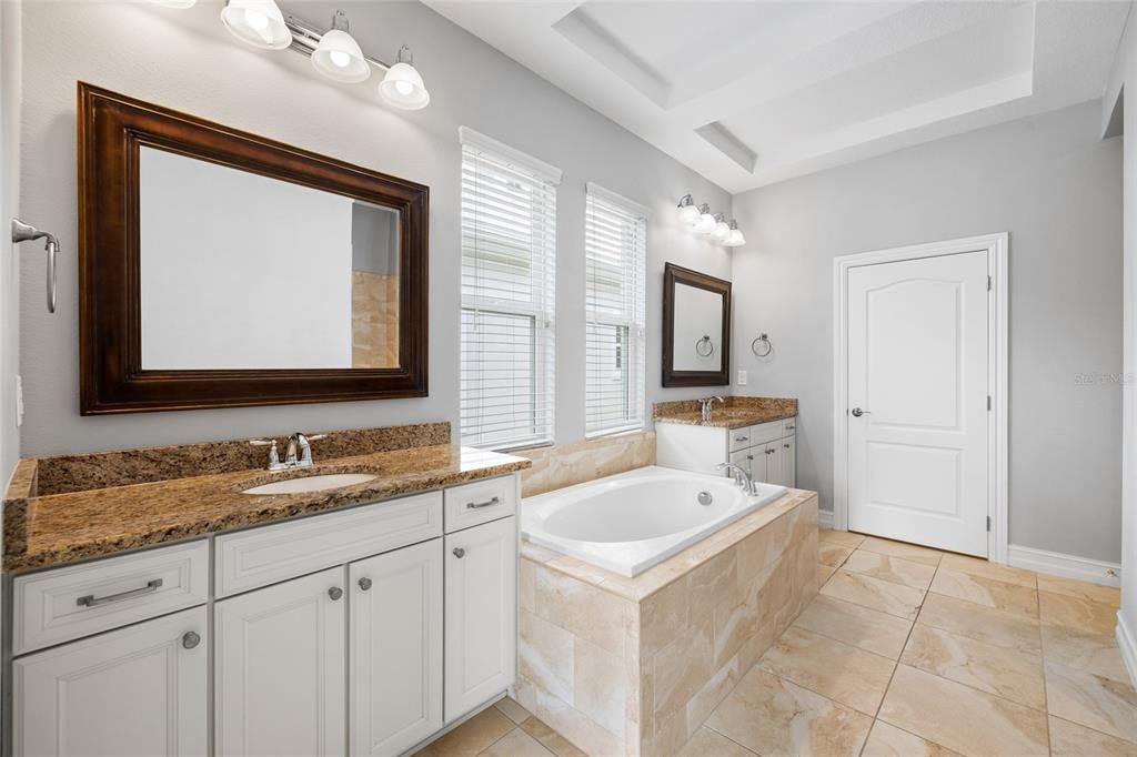 For Sale: $689,000 (4 beds, 3 baths, 3484 Square Feet)