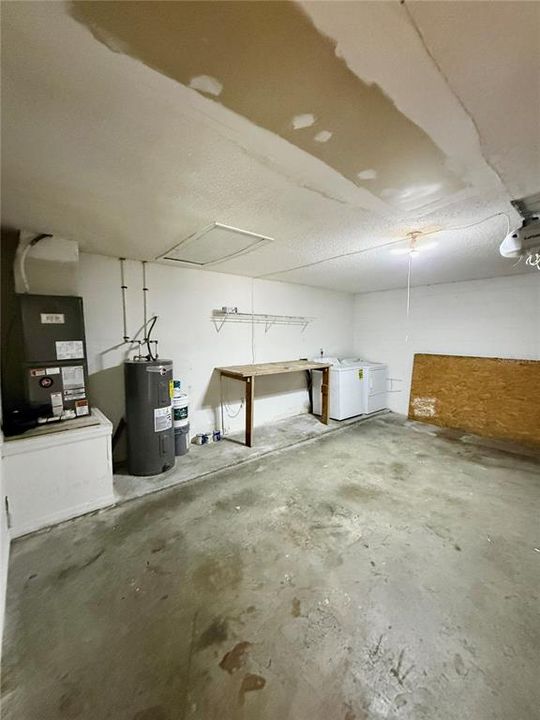 For Rent: $1,750 (3 beds, 2 baths, 1329 Square Feet)