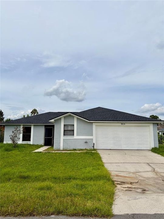 For Rent: $1,750 (3 beds, 2 baths, 1329 Square Feet)