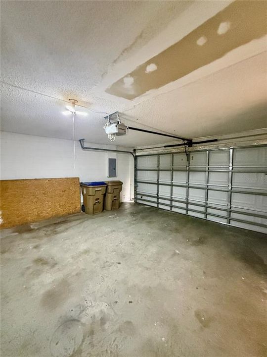 For Rent: $1,750 (3 beds, 2 baths, 1329 Square Feet)