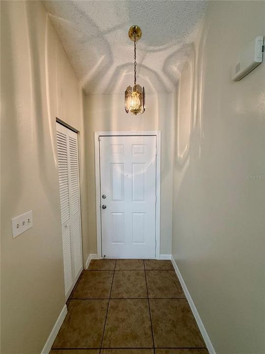 For Rent: $1,750 (3 beds, 2 baths, 1329 Square Feet)