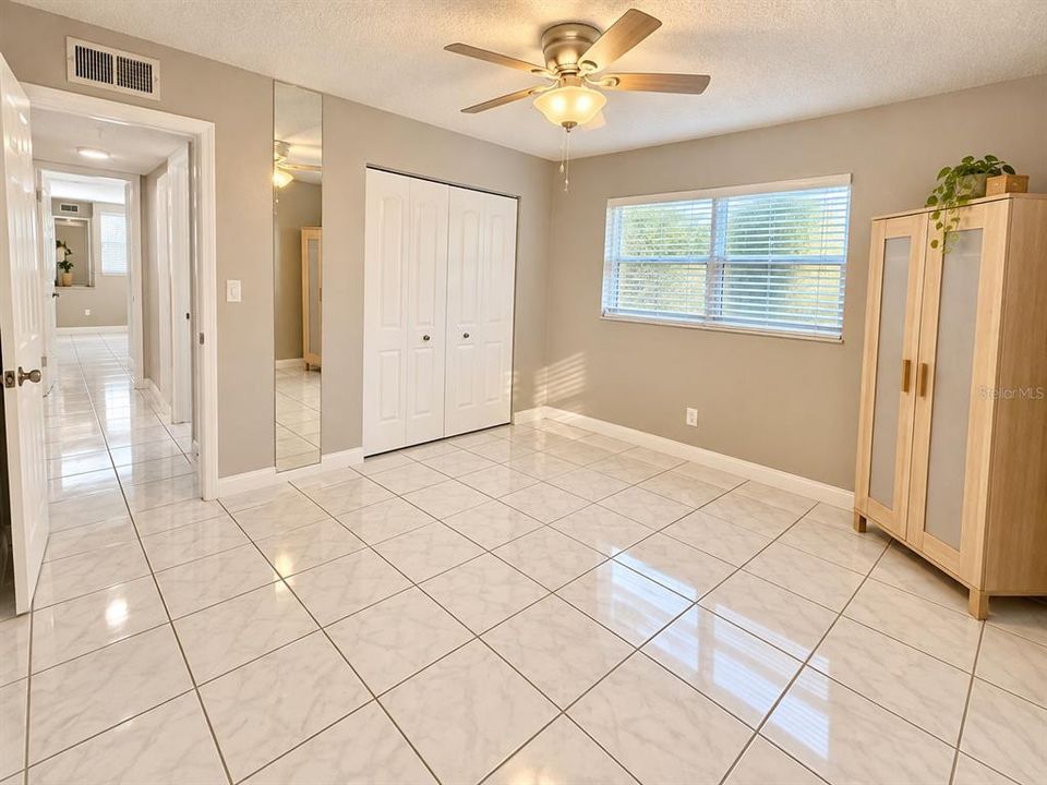 For Rent: $1,750 (2 beds, 2 baths, 1050 Square Feet)