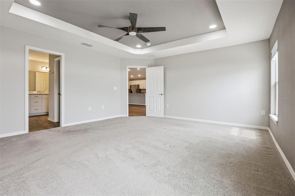 For Sale: $375,000 (3 beds, 2 baths, 2053 Square Feet)