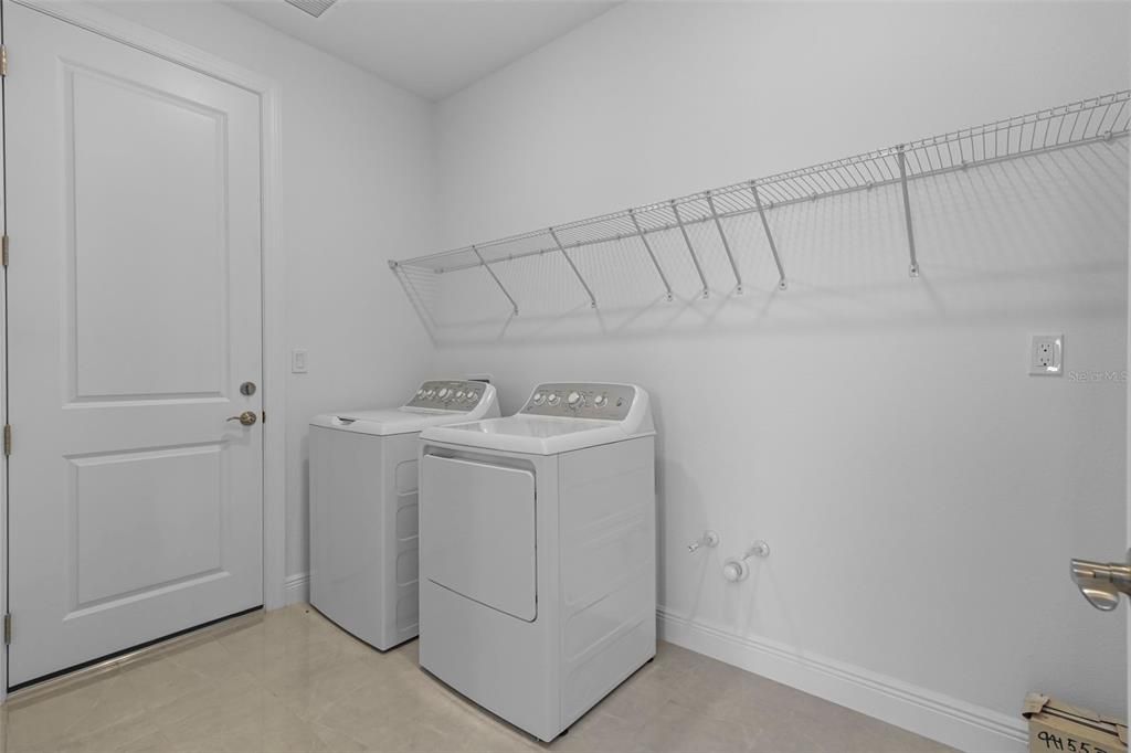 For Sale: $674,990 (2 beds, 2 baths, 1827 Square Feet)