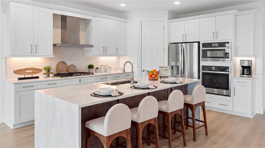 For Sale: $674,990 (2 beds, 2 baths, 1827 Square Feet)