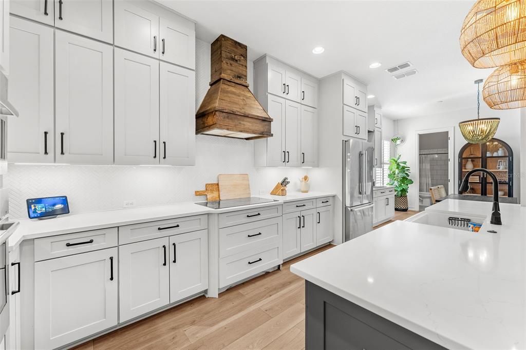 En Venta: $1,650,000 (5 camas, 4 baños, 3010 Pies cuadrados)