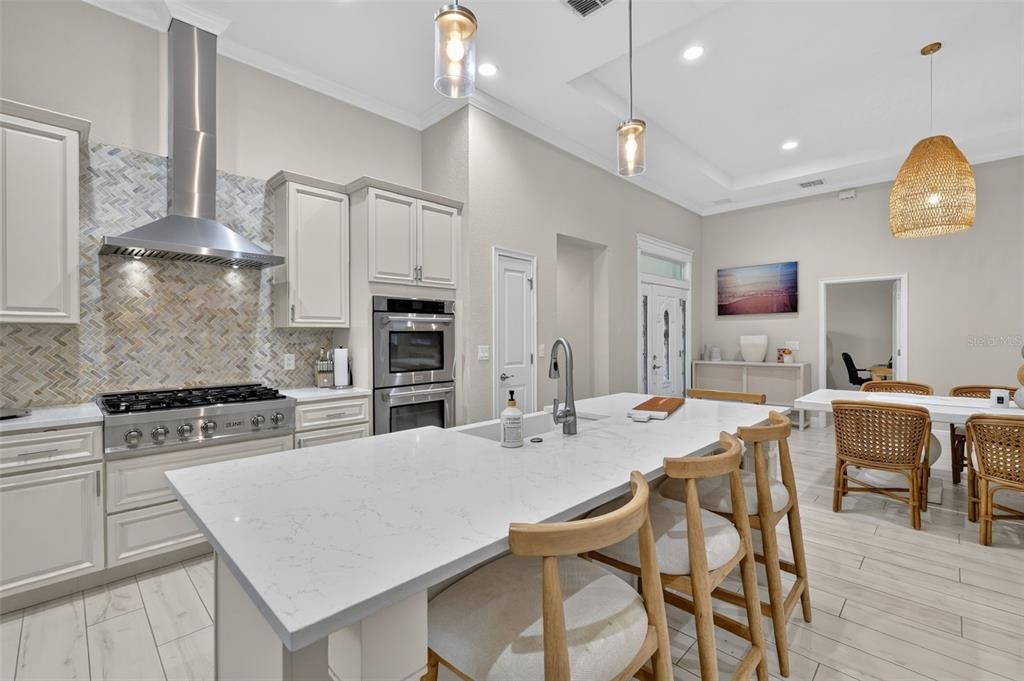 For Sale: $550,000 (4 beds, 3 baths, 2191 Square Feet)