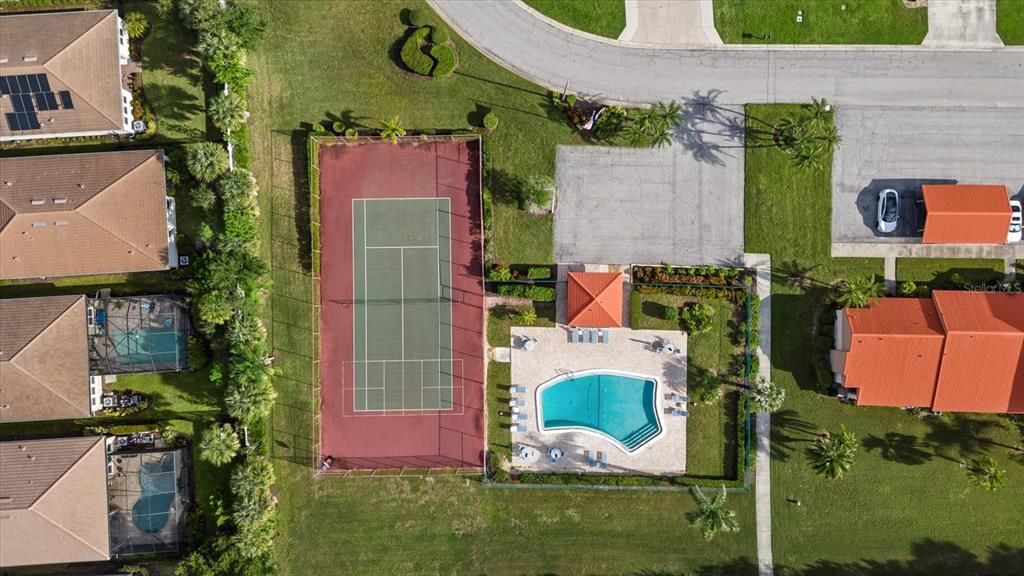 For Sale: $239,900 (2 beds, 2 baths, 1374 Square Feet)
