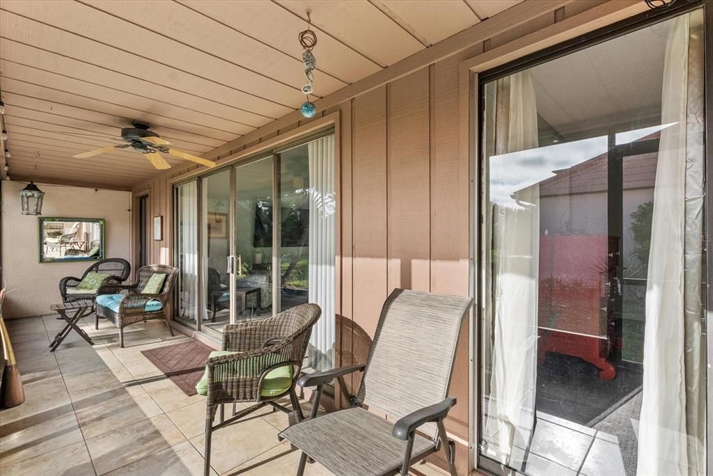 For Sale: $239,900 (2 beds, 2 baths, 1374 Square Feet)