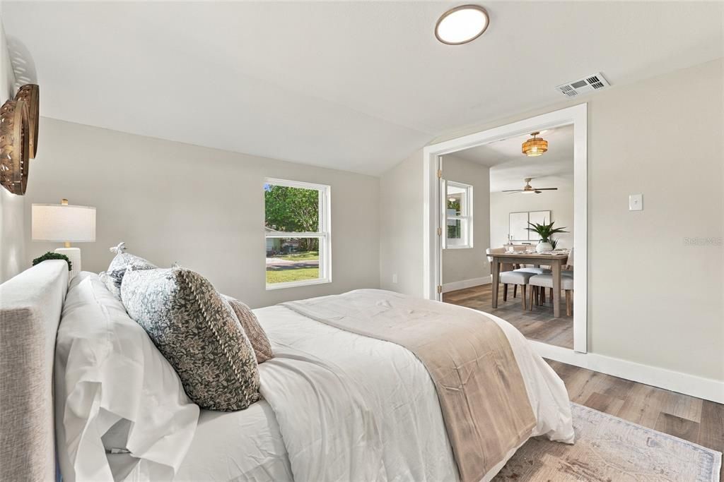For Sale: $375,000 (3 beds, 2 baths, 1277 Square Feet)