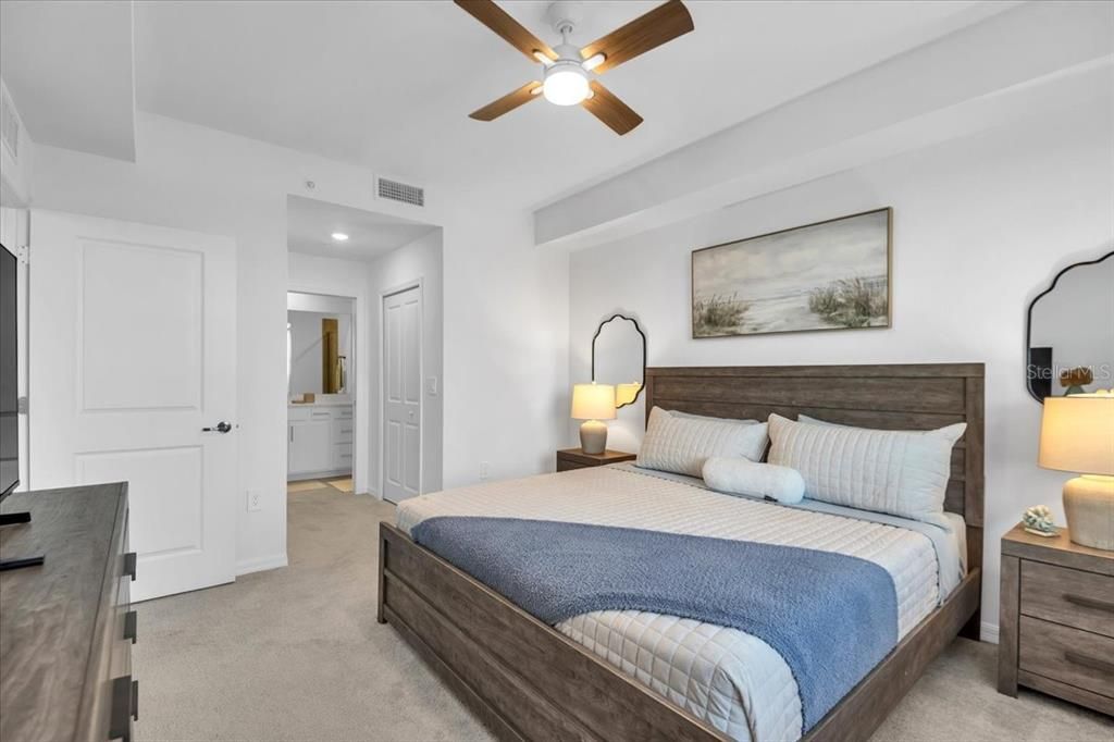 For Rent: $2,500 (2 beds, 2 baths, 1120 Square Feet)