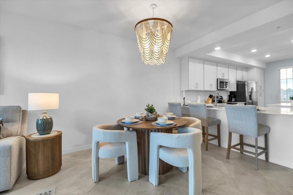 For Rent: $2,500 (2 beds, 2 baths, 1120 Square Feet)