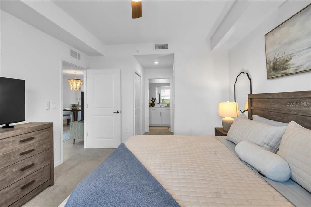 For Rent: $2,500 (2 beds, 2 baths, 1120 Square Feet)