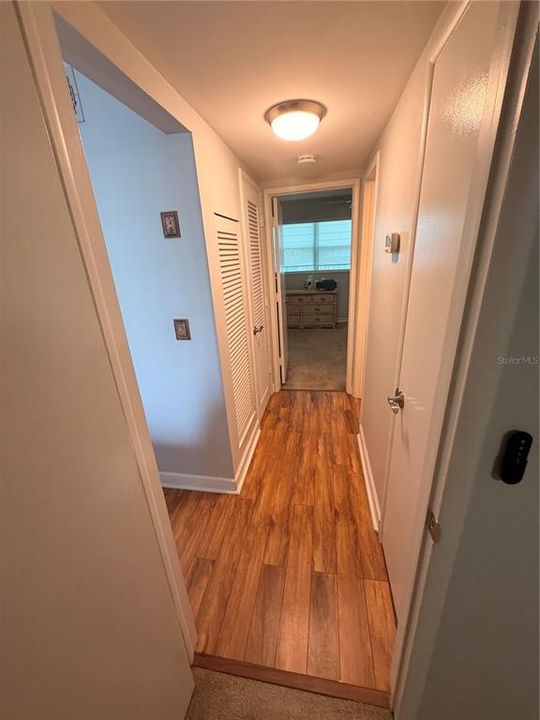 For Sale: $140,000 (2 beds, 2 baths, 1150 Square Feet)