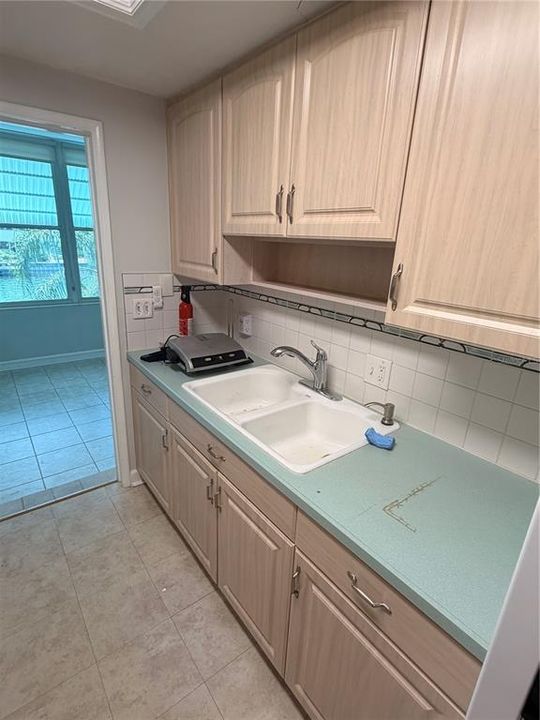 For Sale: $140,000 (2 beds, 2 baths, 1150 Square Feet)