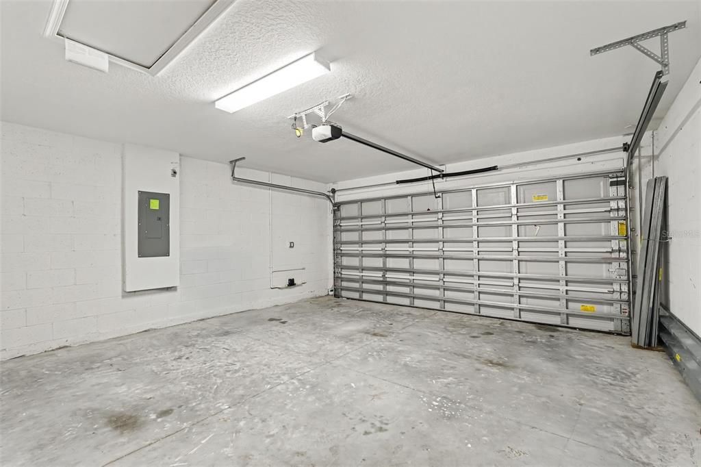 For Sale: $264,900 (3 beds, 2 baths, 1451 Square Feet)
